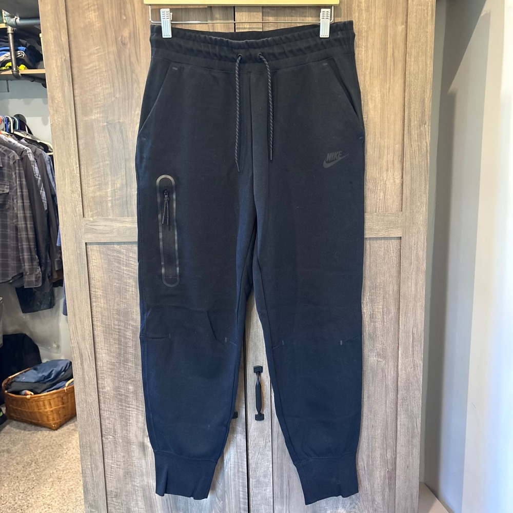 Nike Tech Fleece Joggers Mens Medium Black Sweatpants CW4292-010